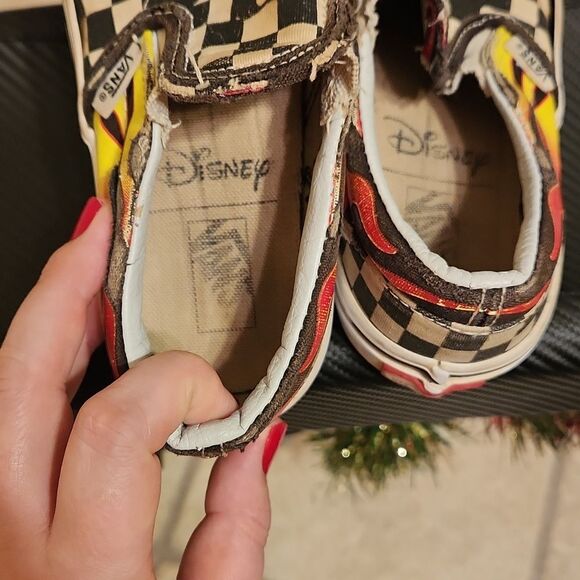 Vans Black & White Checkered Shoes w/ Disney's Mickey & Minnie Size 1.0 - Picture 5 of 10